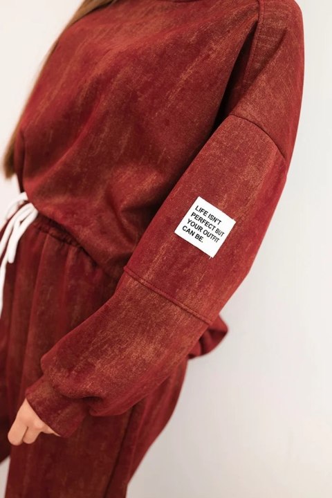 Komplet dresowy damski oversize z wiskozy i z efektem sprania bordowy Komplet dresowy damski oversize z wiskozy i z efektem sprania bordowy