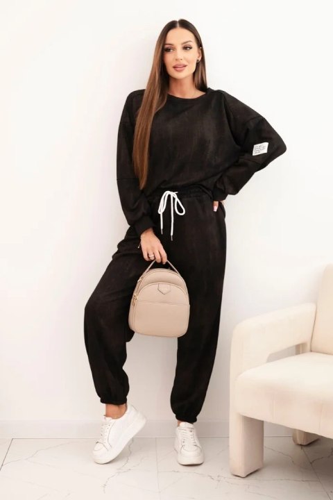 Komplet dresowy damski oversize z wiskozy i z efektem sprania czarny Komplet dresowy damski oversize z wiskozy i z efektem sprania czarny