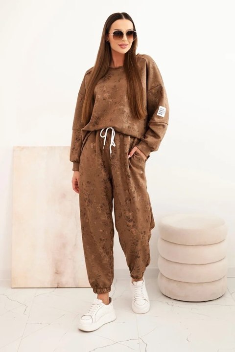 Komplet dresowy damski oversize z wiskozy z wydłużoną bluzą i efektem sprania camelowy Komplet dresowy damski oversize z wiskozy z wydłużoną bluzą i efektem sprania camelowy