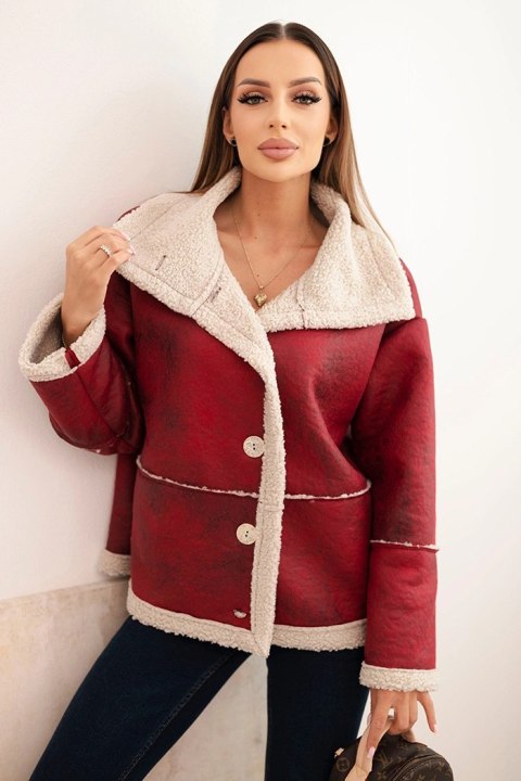 Kurtka damska Plus Size ocieplana z barankiem i guzikami krótki fason bordowa Kurtka damska Plus Size ocieplana z barankiem i guzikami krótki fason bordowa