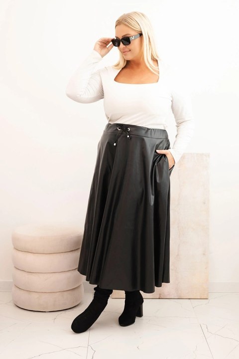 Spódnica damska Plus Size z ekoskóry z gumką i troczkiem w pasie czarna Spódnica damska Plus Size z ekoskóry z gumką i troczkiem w pasie czarna