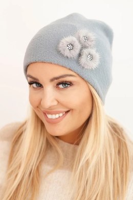 Czapka damska z ozdobnymi futrzanymi kwiatami elegancka szara