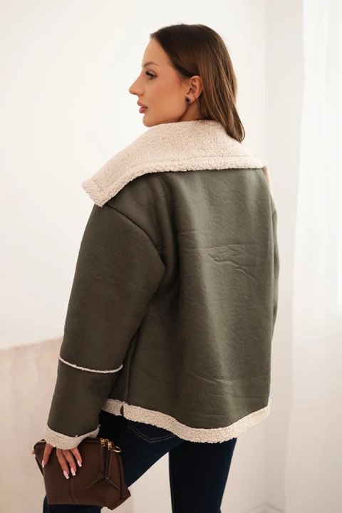 Kurtka damska Plus Size ocieplana z barankiem i guzikami krótki fason khaki Kurtka damska Plus Size ocieplana z barankiem i guzikami krótki fason khaki