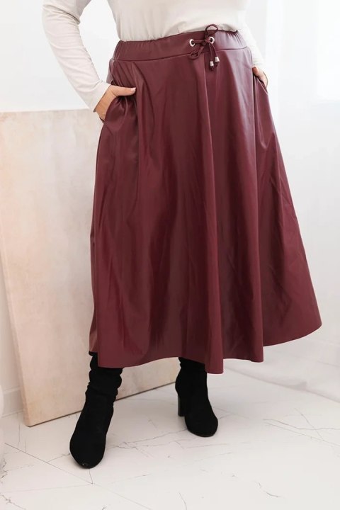 Spódnica damska Plus Size z ekoskóry z gumką i troczkiem w pasie bordowa Spódnica damska Plus Size z ekoskóry z gumką i troczkiem w pasie bordowa