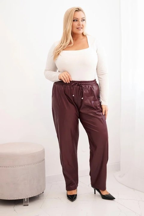 Spodnie damskie Plus Size z ekoskóry z wysokim stanem i gumką w pasie bordowe Spodnie damskie Plus Size z ekoskóry z wysokim stanem i gumką w pasie bordowe