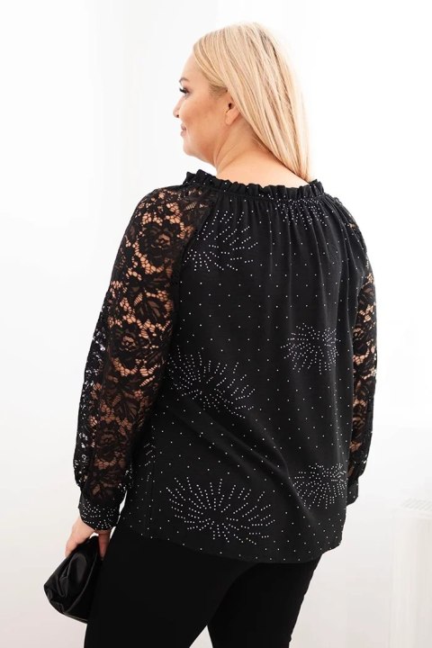 Bluzka damska Plus Size z koronkowym rękawem i ozdobnym dekoltem czarna