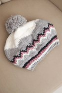 Czapka damska zimowa wełniana z pomponem i kolorowym wzorem K435 biała + szara