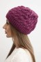 Czapka damska zimowa wełniany z ozdobnym splotem K430 fioletowa