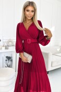 414-9 KLARA plisowana sukienka z paskiem i dekoltem - BORDOWA