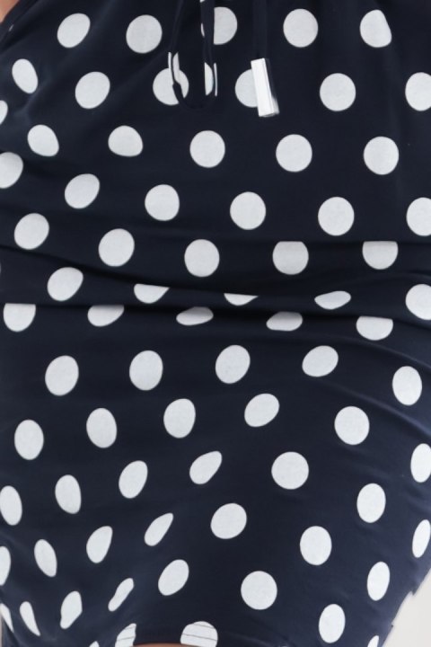 13-167 Sukienka sportowa z wiązaniem i kieszonkami - granat w białe grochy