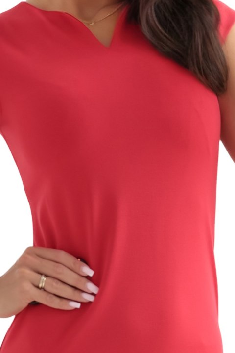 132-9 Klasyczna dopasowana sukienka - kolor czerwony