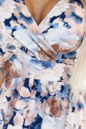 425-13 MATILDE Kobieca sukienka z dekoltem i krótkim rękawkiem - beżowo-błękitne kwiaty