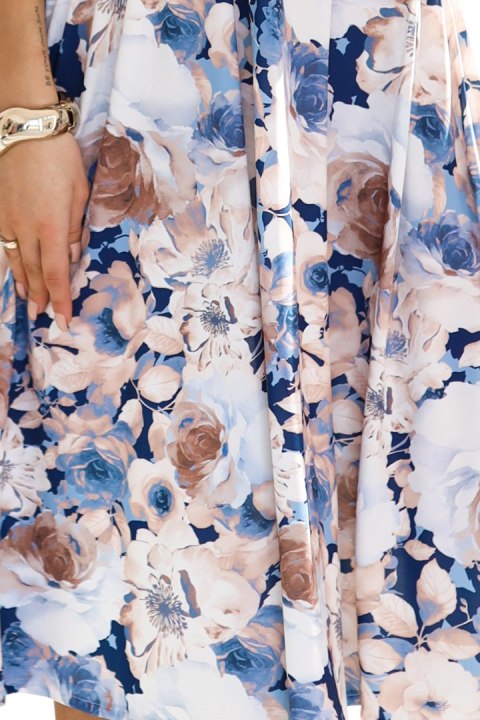 425-13 MATILDE Kobieca sukienka z dekoltem i krótkim rękawkiem - beżowo-błękitne kwiaty