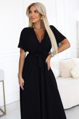 545-5 Długa sukienka z plisowanym dekoltem i wiązaniem - CZARNA