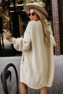 628-1 Modny kardigan oversize z ozdobną broszką i praktycznymi kieszeniami - beżowy