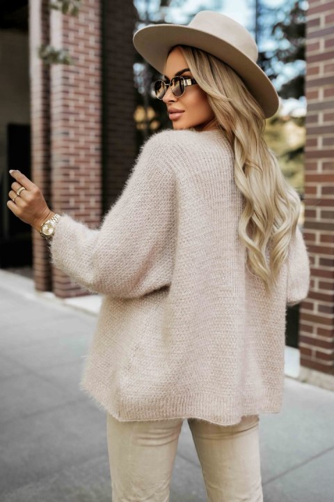 631-1 Stylowy kardigan z miękkiej sweterkowej dzianiny - beżowy