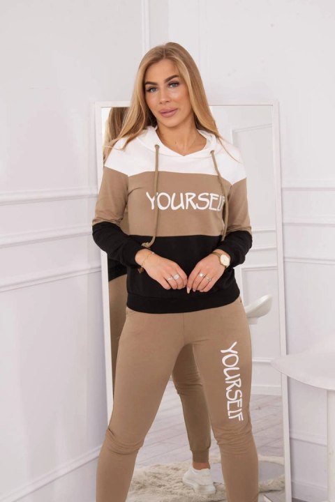 Komplet z nadrukiem Yourself ecru+camelowy