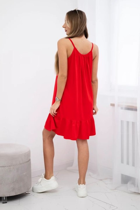 Sukienka na cienkich ramiączkach czerwona