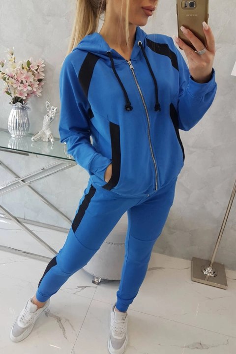 Komplet sportowy z lampasami chabrowy