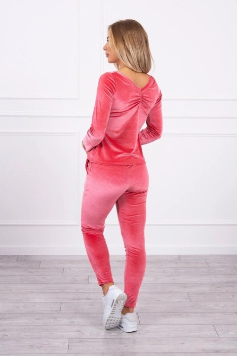 Komplet welurowy z marszczeniem z tyłu malinowy