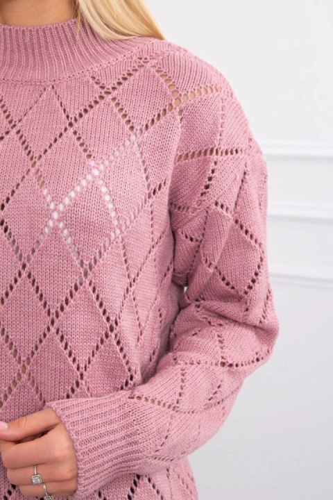 Sweter z półgolfem i wzorem w romby ciemny różowy