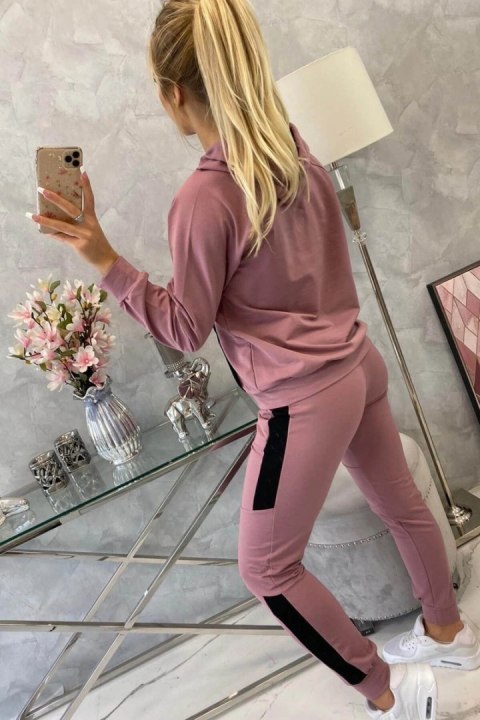 Komplet sportowy z lampasami ciemny różowy
