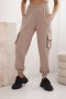 Spodnie damskie bawełniane cargo z kieszeniami i łańcuszkiem beżowe
