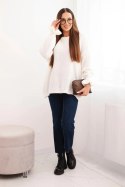 Sweter damski z dodatkiem moheru i wełny o luźnym fasonie ecru