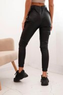 Spodnie damskie z ekoskóry z kieszeniami i wiązaniem w pasie czarne