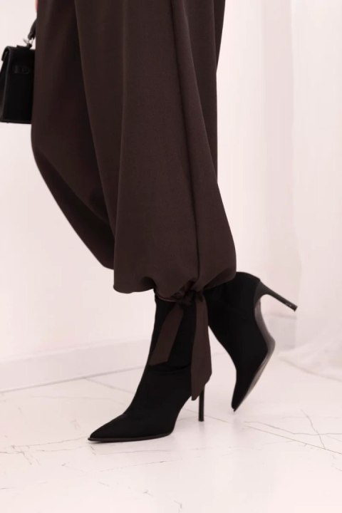 Spodnie damskie z szeroką nogawką i wiązaniem u dołu brązowe