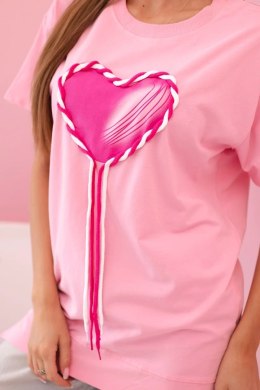 T-shirt damski bawełniany  oversize z sercem i frędzlami jasno różowa  