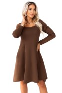 574-2 IVANA wygodna trapezowa sukienka z dekoltem i długim rękawkiem - czekoladowa