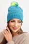Czapka damska zimowa z wełną w ozdobny splot z pomponem K467 jeansowa