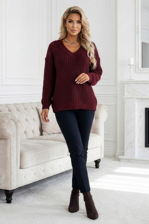 661-1 Ciepły sweter oversize o mięsistym splocie i dekolcie V - bordowy