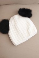 Czapka damska zimowa wełniana z pomponem K433 biała