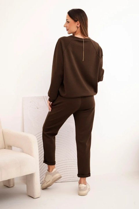 Komplet damski masełkowy z wiskozy z bluzą i spodniami brązowy