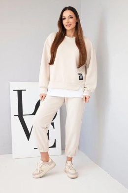 Komplet damski z masełkowy z luźną bluzą i spodniami dresowymi beżowy