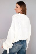Sweter damski z dodatkiem moheru z grubym splotem i ozdobnymi rękawami ecru