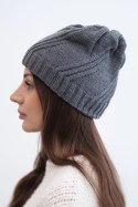 Czapka damska wełniana zimowa z geometrycznym wzorem i delikatnym połyskiem K401 ciemno szara