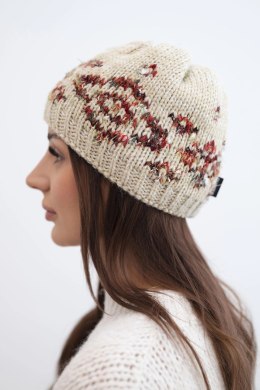 Czapka damska zimowa w kolorowe wzory z grubym ściągaczem K353 beżowa
