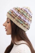 Czapka damska zimowa z kolorową przędzą i elastycznym ściągaczem K352 beżowa