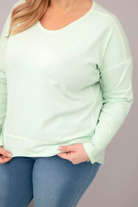 Bluzka damska Plus Size przecierana z dekoltem V i dłuższym tyłem miętowa