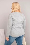 Bluzka damska Plus Size przecierana z dekoltem V i dłuższym tyłem szara