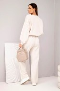 Komplet damski masełko bluza z broszką i spodnie z prostą nogawką beżowy