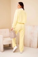 Komplet damski masełko bluza z kołnierzykiem i proste spodnie żółty