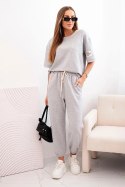 Komplet damski z wiskozy masełko z krótkim rękawem i spodniami szary