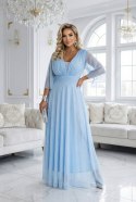 654-3 Długa połyskująca sukienka plus size z dekoltem i transparentnym rękawkiem - błękitna