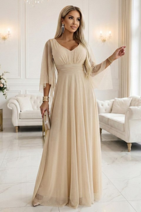 655-4 Długa połyskująca w świetle suknia z dekoltem i transparentnym rękawkiem - szampański beż