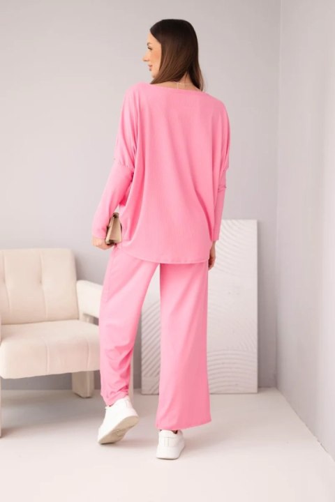 Komplet damski wiskozowy z luźną bluzką i spodniami jasno różowy