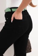 Spodnie damskie jeansowe Mom Fit z wysokim stanem i zielonym paskiem czarne